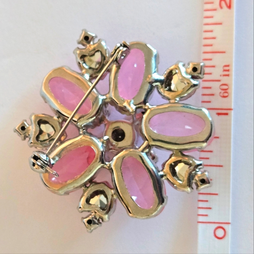 VTG Pink Satin Glass Floral Brooch w Fuschia Heart & Pink Rhinestone Petals - Picture 3 of 4